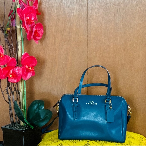 Coach Handbags - Coach cross body mini satchel 🐬💧